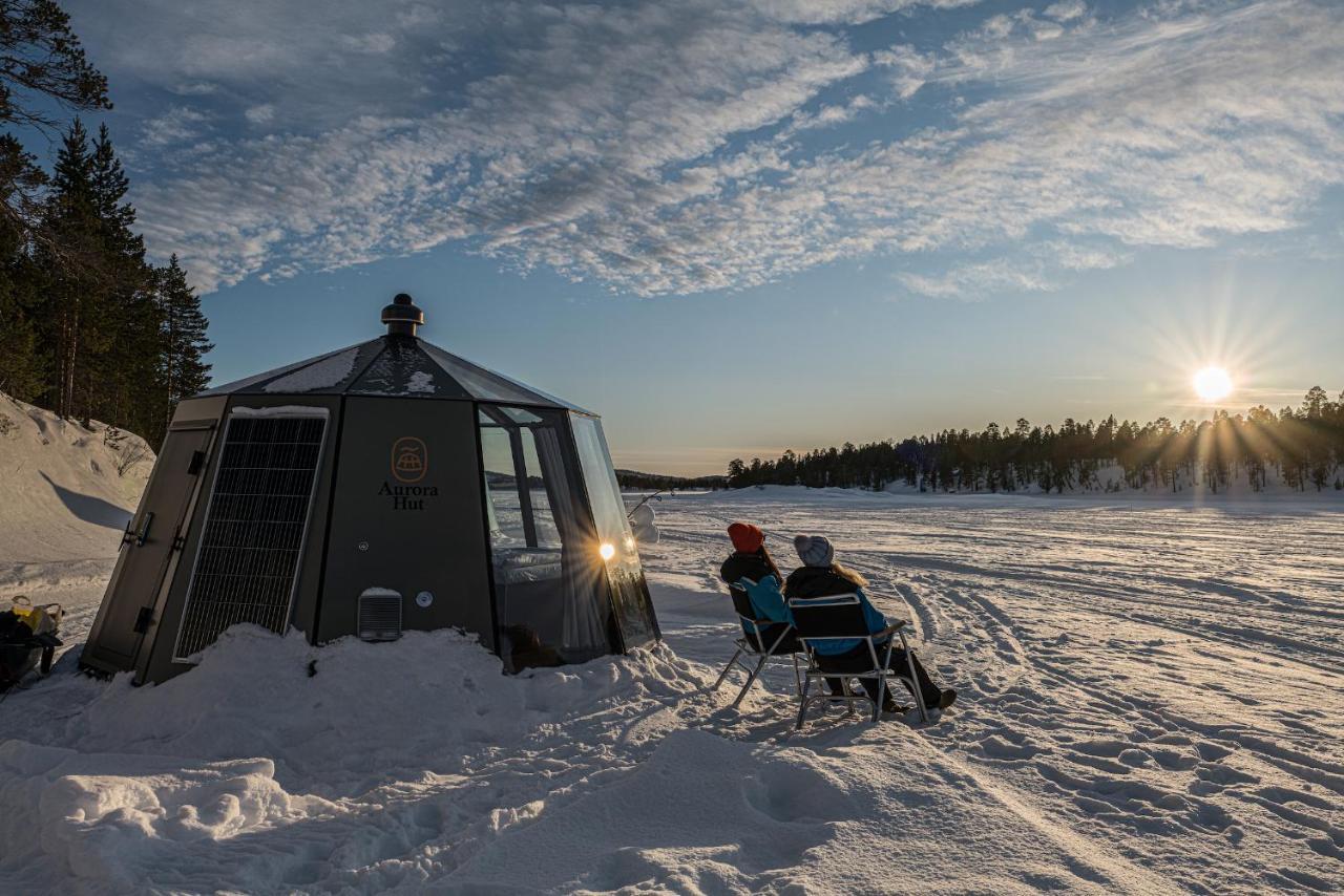 Aurora Igloo With Private Hot Tub By Invisible Forest Lodge Rovaniemi Exterior photo